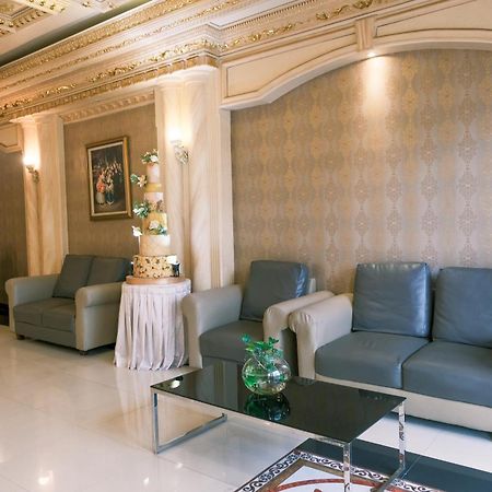 Ceria Boutique Hotel Maguwo Extérieur photo